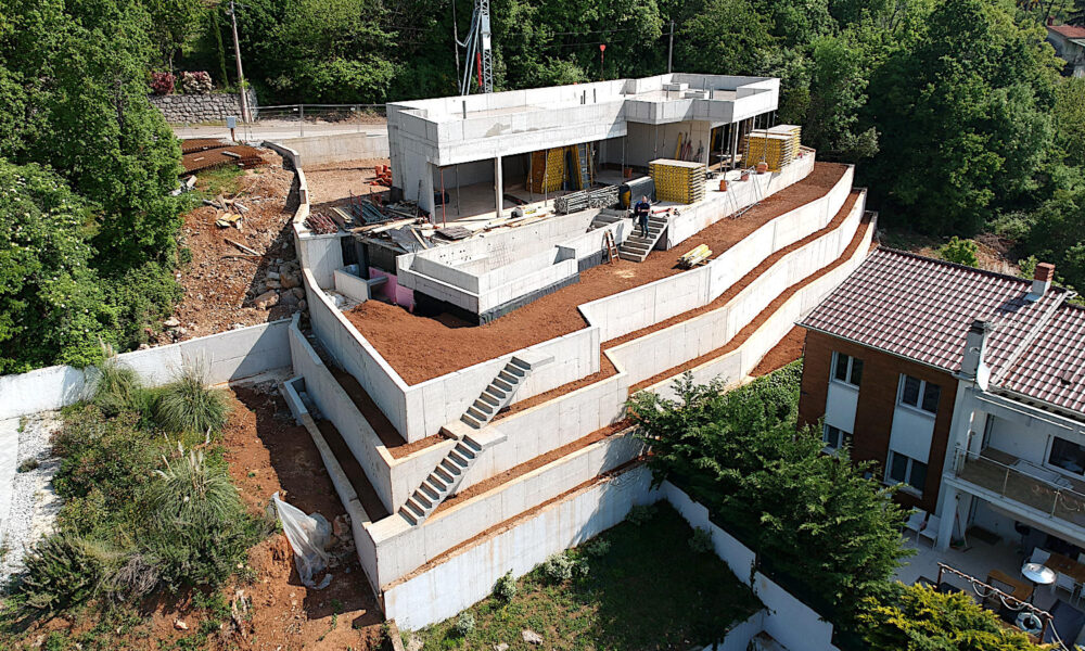 DCIM/100MEDIA/DJI_2325.JPG